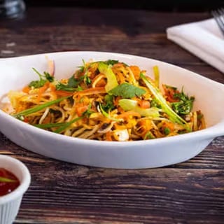 VEG HAKKA NOODLES