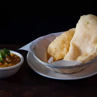 CHANA BHATURE