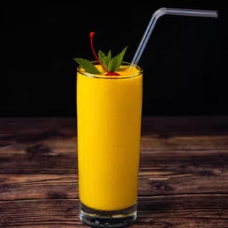 MANGO LASSI