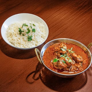 CHICKEN ANDHRA CURRY